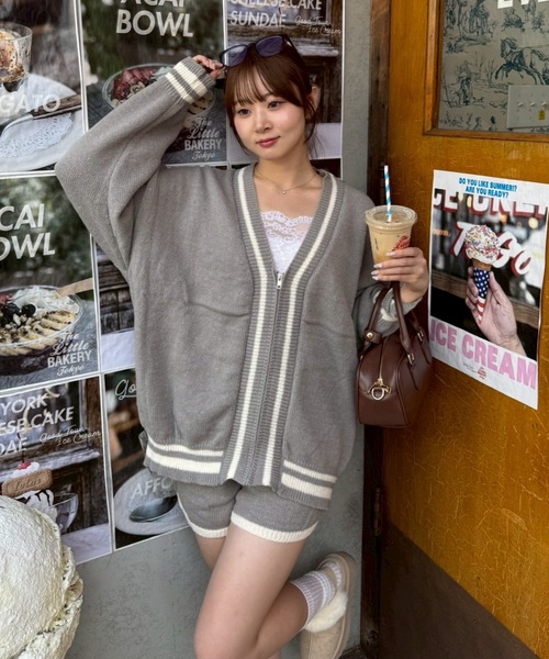 continuer de NICE CLAUP（コンティニューデナイスクラップ）の「【セットアップ】ジップカーデ＆ニットパンツセット（セットアップ・レディース・グレー/アイボリー/ネイビー・FREE）」の10枚目の写真