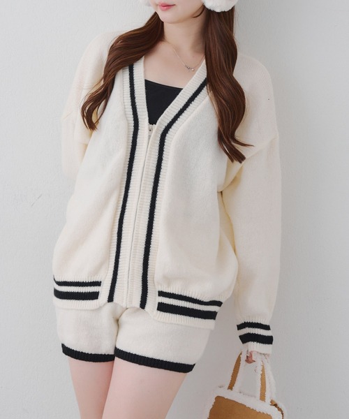 continuer de NICE CLAUP（コンティニューデナイスクラップ）の「【セットアップ】ジップカーデ＆ニットパンツセット（セットアップ・レディース・グレー/アイボリー/ネイビー・FREE）」の19枚目の写真