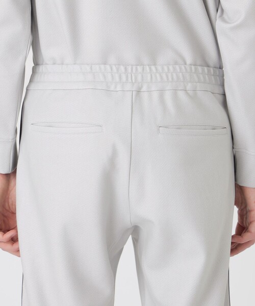 BLACK LABEL CRESTBRIDGE(ブラックレーベル・クレストブリッジ)の「【BLACK lab.】ライトウェイトダウンファブリックトラックパンツ(その他パンツ・メンズ・ホワイト系その他/ブラック・M/L/XL/S)」の14枚目の写真