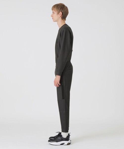 BLACK LABEL CRESTBRIDGE(ブラックレーベル・クレストブリッジ)の「【BLACK lab.】ライトウェイトダウンファブリックトラックパンツ(その他パンツ・メンズ・ホワイト系その他/ブラック・M/L/XL/S)」の9枚目の写真