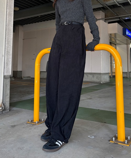 ISOOK（アイスー）の「【ISOOK / アイスー】2wayコーデュロイパンツ / ワイド コクーン バレルレッグ ハイウエスト ウエストゴム アイボリー ブラック ブラウン 白 黒 茶 無地 ZOZOTOWN限定（その他パンツ・レディース・ブラウン/アイボリー/ブラック・FREE）」の6枚目の写真