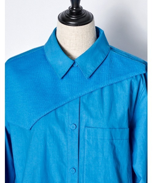 RUMCHE（ラムシェ）の「Knit Bonding Shirt / ニットボンディングシャツ（シャツ/ブラウス・レディース・ホワイト/コバルトブルー・FREE）」の12枚目の写真
