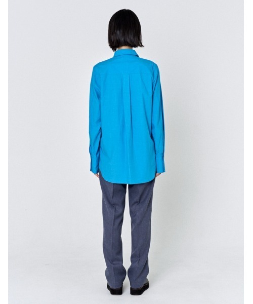 RUMCHE（ラムシェ）の「Knit Bonding Shirt / ニットボンディングシャツ（シャツ/ブラウス・レディース・ホワイト/コバルトブルー・FREE）」の19枚目の写真