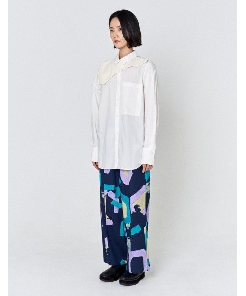 RUMCHE（ラムシェ）の「Knit Bonding Shirt / ニットボンディングシャツ（シャツ/ブラウス・レディース・ホワイト/コバルトブルー・FREE）」の21枚目の写真