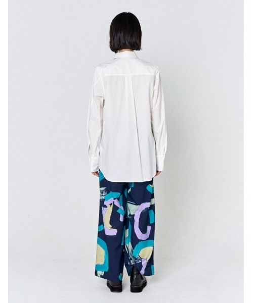 RUMCHE（ラムシェ）の「Knit Bonding Shirt / ニットボンディングシャツ（シャツ/ブラウス・レディース・ホワイト/コバルトブルー・FREE）」の22枚目の写真
