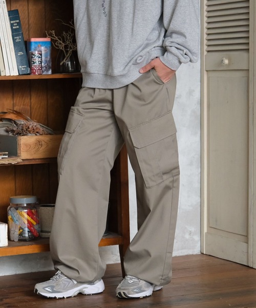 GLOBAL WORK（グローバルワーク）の「あったかサマ見えカーゴパンツ/AND YUA ANY/591418（カーゴパンツ・キッズ・ベージュ/ブラック・LARGE/MEDIUM/SMALL）」の11枚目の写真