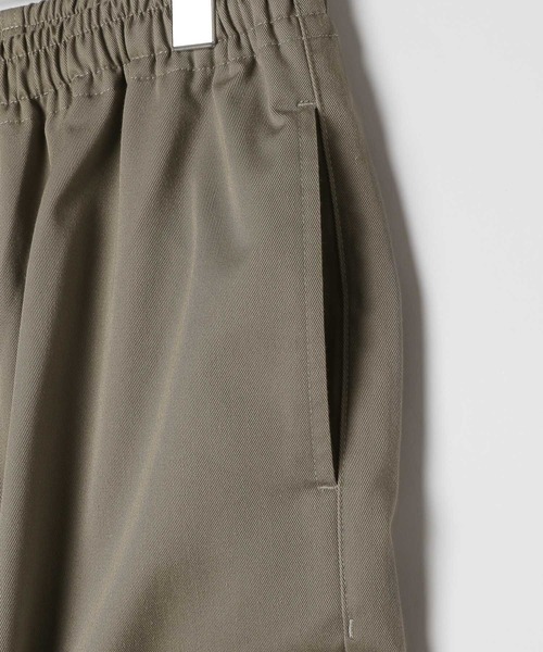 GLOBAL WORK（グローバルワーク）の「あったかサマ見えカーゴパンツ/AND YUA ANY/591418（カーゴパンツ・キッズ・ベージュ/ブラック・LARGE/MEDIUM/SMALL）」の22枚目の写真