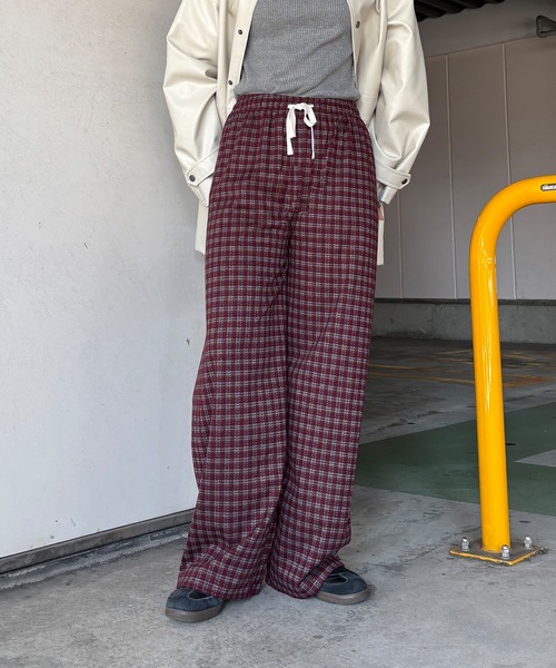 ISOOK(アイスー)の「【ISOOK / アイスー】フランネルチェックパンツ / イージーパンツ ウエストゴム ハイウエスト バーガンディ ブラック ネイビー 赤 黒 紺 紐パン ZOZOTOWN限定(その他パンツ・レディース・ネイビー/バーガンディー/ブラック・FREE)」の1枚目の写真