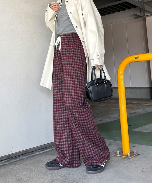ISOOK(アイスー)の「【ISOOK / アイスー】フランネルチェックパンツ / イージーパンツ ウエストゴム ハイウエスト バーガンディ ブラック ネイビー 赤 黒 紺 紐パン ZOZOTOWN限定(その他パンツ・レディース・ネイビー/バーガンディー/ブラック・FREE)」の8枚目の写真