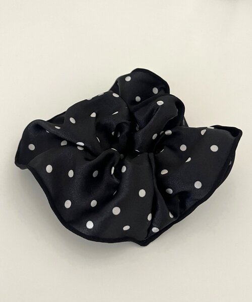 prose verse（プロズヴェール）の「ドットシュシュ（シュシュ・レディース・ブラック/アイボリー・FREE）」の8枚目の写真