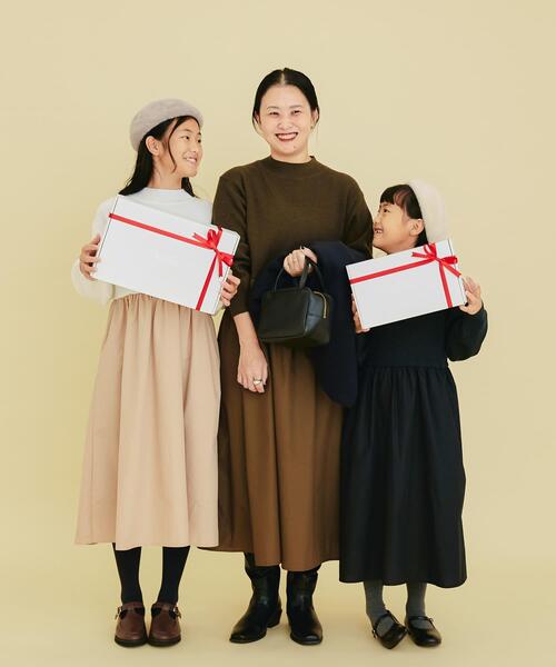 URBAN RESEARCH DOORS(アーバンリサーチドアーズ)の「『WEB/一部店舗限定』『親子リンク』ニットドッキングワンピース(KIDS)(ワンピース・キッズ・ブラック/ベージュ系その他・150)」の4枚目の写真