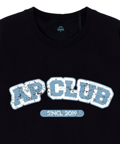 ASTRAL PROJECTION（アストラルプロジェクション）の「[オーバーサイズ]エイピークラブ 13番手 綿 ラウンドネック 半袖Tシャツ_ブラック（Tシャツ/カットソー・メンズ・その他・X-LARGE/LARGE/MEDIUM）」の3枚目の写真