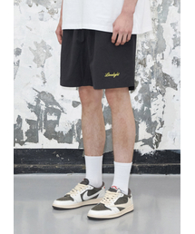 LIMELIGHT APPAREL（ライムライトアパレル）の「アパレルスクリプトロゴナイロンショーツ（チャコール/ライムライト）（その他パンツ）」
