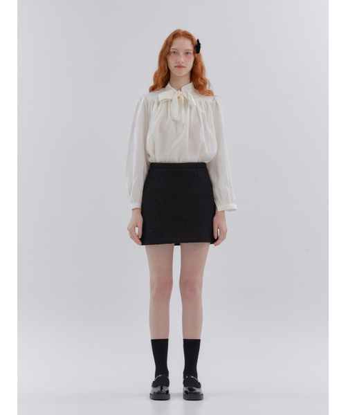 ANOETIC(アノエティック)の「DAY A-LINE WOOL SKIRT_BLACK(スカート・レディース・ブラック・MEDIUM/SMALL)」の2枚目の写真