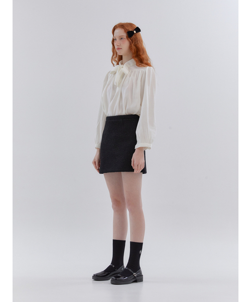 ANOETIC(アノエティック)の「DAY A-LINE WOOL SKIRT_BLACK(スカート・レディース・ブラック・MEDIUM/SMALL)」の4枚目の写真