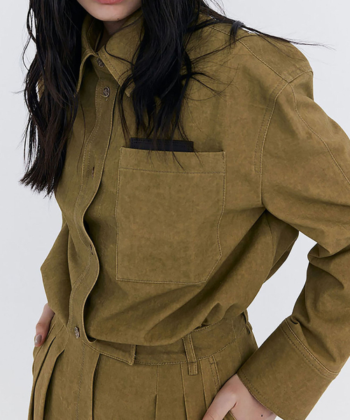 WNDERKAMMER（ブンダーカンマー）の「オープンポイントウォッシングシャツ_カーキ（シャツ/ブラウス・レディース・その他・SMALL/MEDIUM）」の4枚目の写真