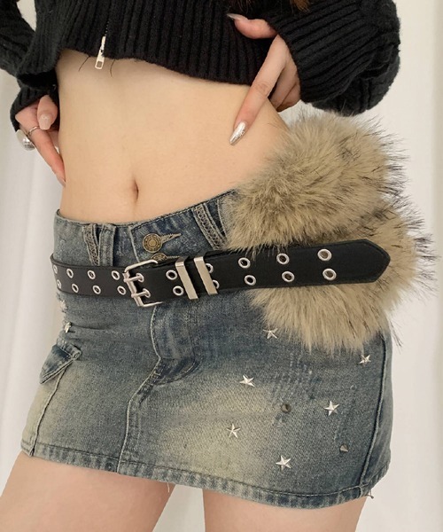 VIBGYOR Women（ヴィブジョー　ウィメン）の「【urge select】Y2K ダブルアイレット ベルト(ファー付き)（ベルト・レディース・ホワイト/ブラック・FREE）」の2枚目の写真