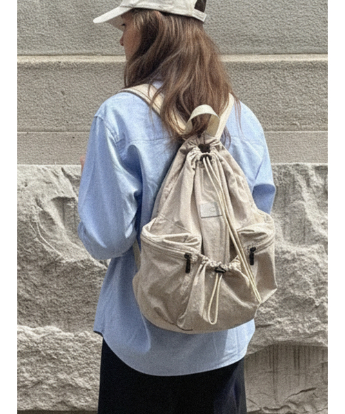 Salad bowls（サラダボール）の「LIGHT STREET SMALL BACKPACK [BEIGE]（バックパック/リュック・レディース・Beige・FREE）」の2枚目の写真