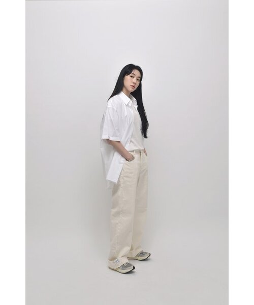 APOSTROPHE COMMA（アポストロフィコンマ）の「[ユニセックス] リバーシブルポイントラベルコットンワイドパンツ (クリームホワイト)（その他パンツ・レディース・その他・SMALL/LARGE/MEDIUM）」の4枚目の写真