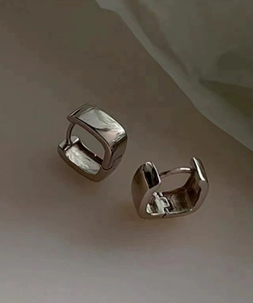 ARCHIVER（アーカイバ）の「【Bz】シルバースクエアフープピアス/レディース/両耳用(T3)（ピアス（両耳用）・レディース・シルバー・FREE）」の4枚目の写真