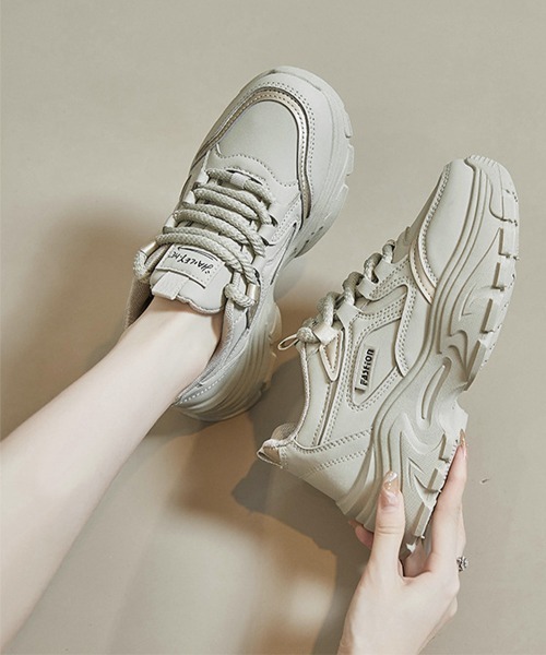 Miniministore(ミニミニストア)の「ダッドスニーカー レディース 厚底靴美脚(スニーカー・レディース・グレー/アイボリー/ブラック・24.5cm/23.5cm/24.0cm/23.0cm/22.5cm)」の5枚目の写真