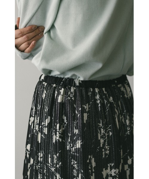 STYLEMIXER(スタイルミキサー)の「フラワープリントプリーツスカート(スカート・レディース・ホワイト/ブラック・SMALL/MEDIUM)」の22枚目の写真