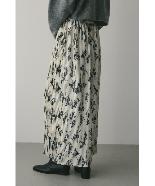 STYLEMIXER(スタイルミキサー)の「フラワープリントプリーツスカート(スカート・レディース・ホワイト/ブラック・SMALL/MEDIUM)」の9枚目の写真