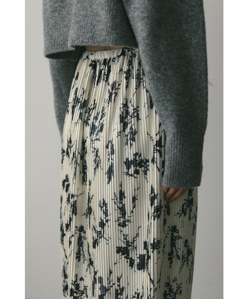 STYLEMIXER(スタイルミキサー)の「フラワープリントプリーツスカート(スカート・レディース・ホワイト/ブラック・SMALL/MEDIUM)」の11枚目の写真
