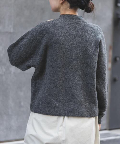 FORK&SPOON（フォークアンドスプーン）の「FORK&SPOON　畦編みハイネックニット（ニット/セーター・レディース・チャコールグレー/ブラウン/イエロー系その他・1）」の7枚目の写真