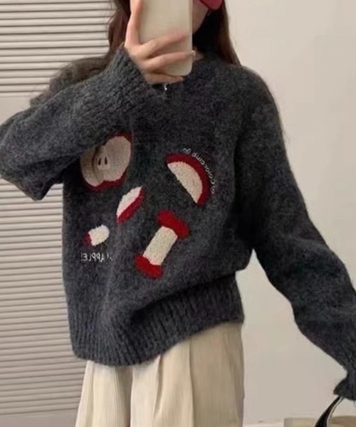 SHOUYO（ショウヨウ）の「りんごモチーフふわもこニット／オフホワイト・グレー・ダークグレー（ニット/セーター・レディース・オフホワイト/グレー/ダークグレー・M）」の6枚目の写真