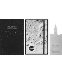 MOLESKINE（モレスキン）の「NASA-inspired 横罫 ノートブック ハードカバー ラージサイズ (13cm x 21cm) 横罫 ギフトボックス付き SKBOXL7063S1（手帳/メモ帳）」