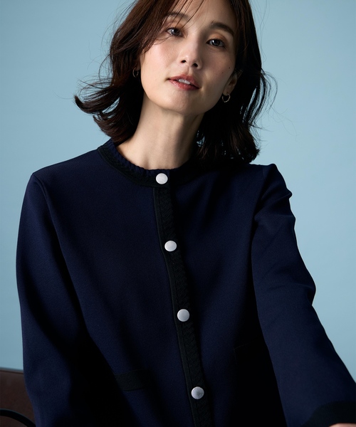 A/C DESIGN BY ALPHA CUBIC（エーシーデザインバイアルファキュービック）の「バイカラーニットカーディガン【洗える】（カーディガン/ボレロ・レディース・ネイビー/オフホワイト・M/L）」の8枚目の写真