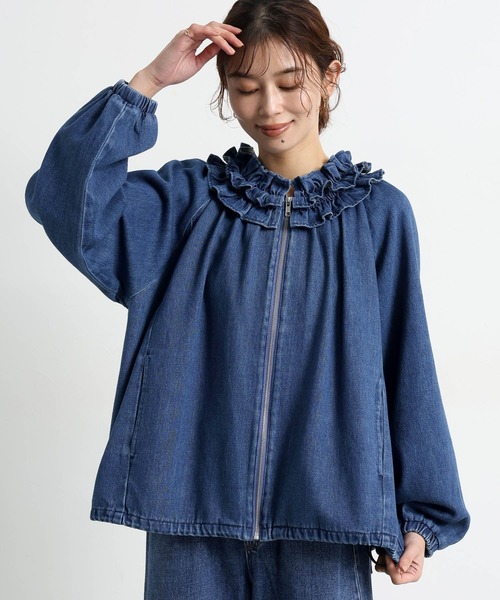 studio CLIP（スタディオクリップ）の「フリルカラー甘織りデニムシャツブルゾン《CLIP denim》（ブルゾン・レディース・ブラック/ブルー・FREE）」の20枚目の写真