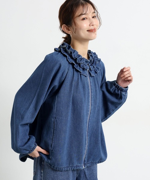 studio CLIP（スタディオクリップ）の「フリルカラー甘織りデニムシャツブルゾン《CLIP denim》（ブルゾン・レディース・ブラック/ブルー・FREE）」の21枚目の写真
