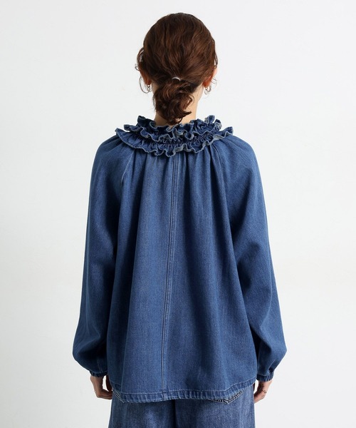 フリルカラー甘織りデニムシャツブルゾン《CLIP denim》（ブルゾン