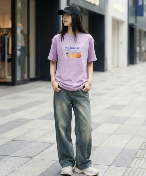 September SEOUL(セプテンバーソウル)の「Malinanshi カフェイラストプリントTシャツ(Tシャツ/カットソー・レディース・パープル/ホワイト・FREE)」の3枚目の写真