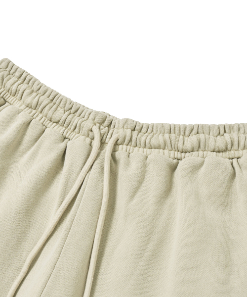 BROWNBREATH(ブラウンブレス)の「TAG PIGMENT SHORTS - BEIGE(その他パンツ・レディース・その他・S/M/L/XL)」の3枚目の写真