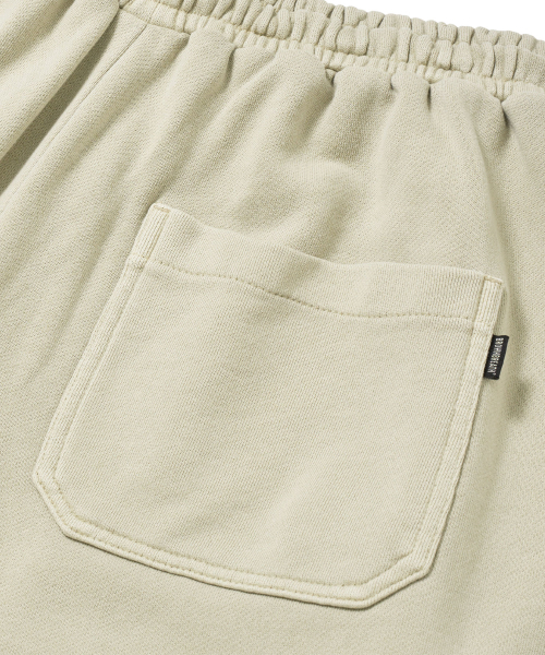 BROWNBREATH(ブラウンブレス)の「TAG PIGMENT SHORTS - BEIGE(その他パンツ・レディース・その他・S/M/L/XL)」の5枚目の写真