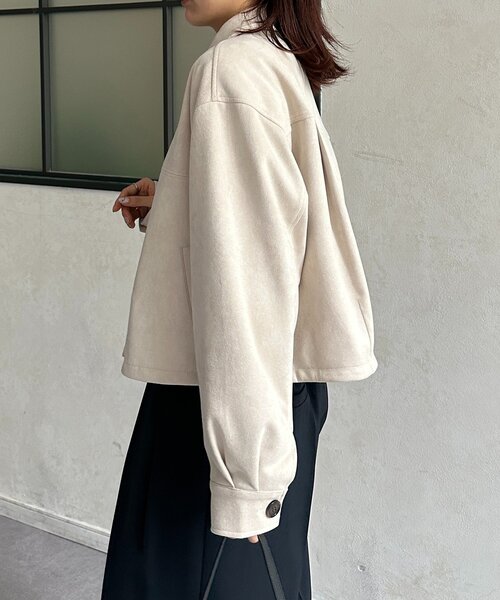 Thevon（ゼボン）の「Fスエードショートブルゾン（ブルゾン・レディース・アイボリー/チャコールグレー/キャメル・FREE）」の6枚目の写真