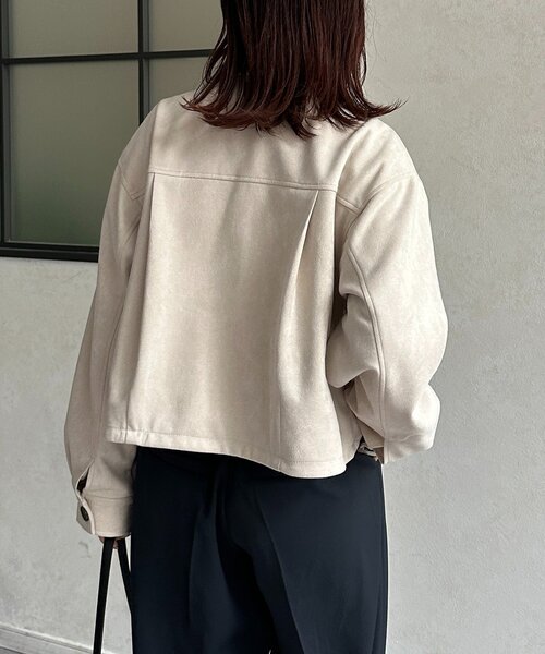 Thevon（ゼボン）の「Fスエードショートブルゾン（ブルゾン・レディース・アイボリー/チャコールグレー/キャメル・FREE）」の7枚目の写真