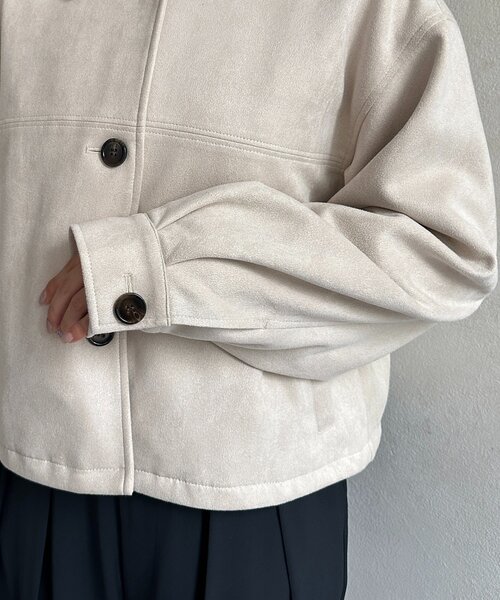 Thevon（ゼボン）の「Fスエードショートブルゾン（ブルゾン・レディース・アイボリー/チャコールグレー/キャメル・FREE）」の11枚目の写真