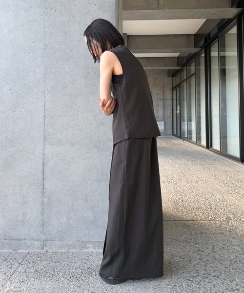 select MOCA by son（セレクトモカバイソン）の「ラウンドヘムVネックベスト【セットアップ対応】【by SON】（ベスト・レディース・ブラウン/ブラック・FREE）」の18枚目の写真