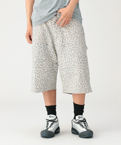 BEAMS(ビームス)の「プリント ダブルニーショーツ【ワイドストレートフィット】(その他パンツ・メンズ・カモフラージュ/レオパード・XL/L/M/S)」の7枚目の写真