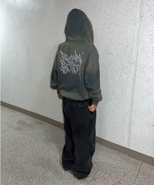 BROWNBREATH(ブラウンブレス)の「SPRAYED TAG HOOD ZIP UP - BLACK(パーカー・レディース・その他・MEDIUM/LARGE/SMALL/X-LARGE)」の17枚目の写真