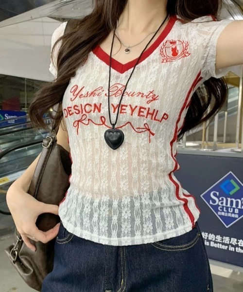 SHEPP(シープ)の「【26年春夏新作】サイドラインデザインゲームシャツ風総レースVネックTシャツ 半袖T(Tシャツ/カットソー・レディース・ホワイト/ブラック・M/L)」の7枚目の写真