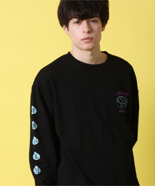 JACKROSE（ジャックローズ）の「YOIDORE ｼﾞﾝﾃﾞｨﾝﾛｳ ｺﾗﾎﾞ ｸﾙｰﾈｯｸｽｳｪｯﾄ（スウェット・メンズ・ライトグレー/ブラック・M/XL/L）」の2枚目の写真