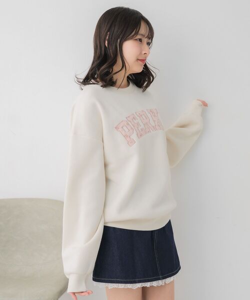 ems excite（エムズエキサイト）の「フラワーロゴトレーナー（Tシャツ/カットソー・レディース・ナチュラル/ダークグレー/ダークブルー・FREE）」の16枚目の写真