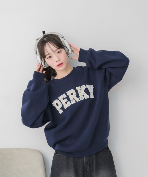 ems excite（エムズエキサイト）の「フラワーロゴトレーナー（Tシャツ/カットソー・レディース・ナチュラル/ダークグレー/ダークブルー・FREE）」の20枚目の写真