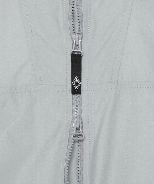 DANTON(ダントン)の「Women's Stunner Nylon Hooded Jacket(ブルゾン・レディース・グレイッシュベージュ/オリーブ/ピンク系その他/ブラック/グレー系その他・S/M/XS)」の10枚目の写真