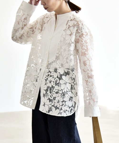 quaranciel(カランシエル)の「quaranciel:〈手洗い可能〉デニム フラワー レース バンドカラー シャツ(シャツ/ブラウス・レディース・オフホワイト/ネイビー・ONE SIZE)」の11枚目の写真